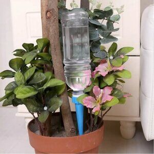 Self Watering Spike with Bottle Adapter – Automatic Plant Irrigation Tool -10 PC